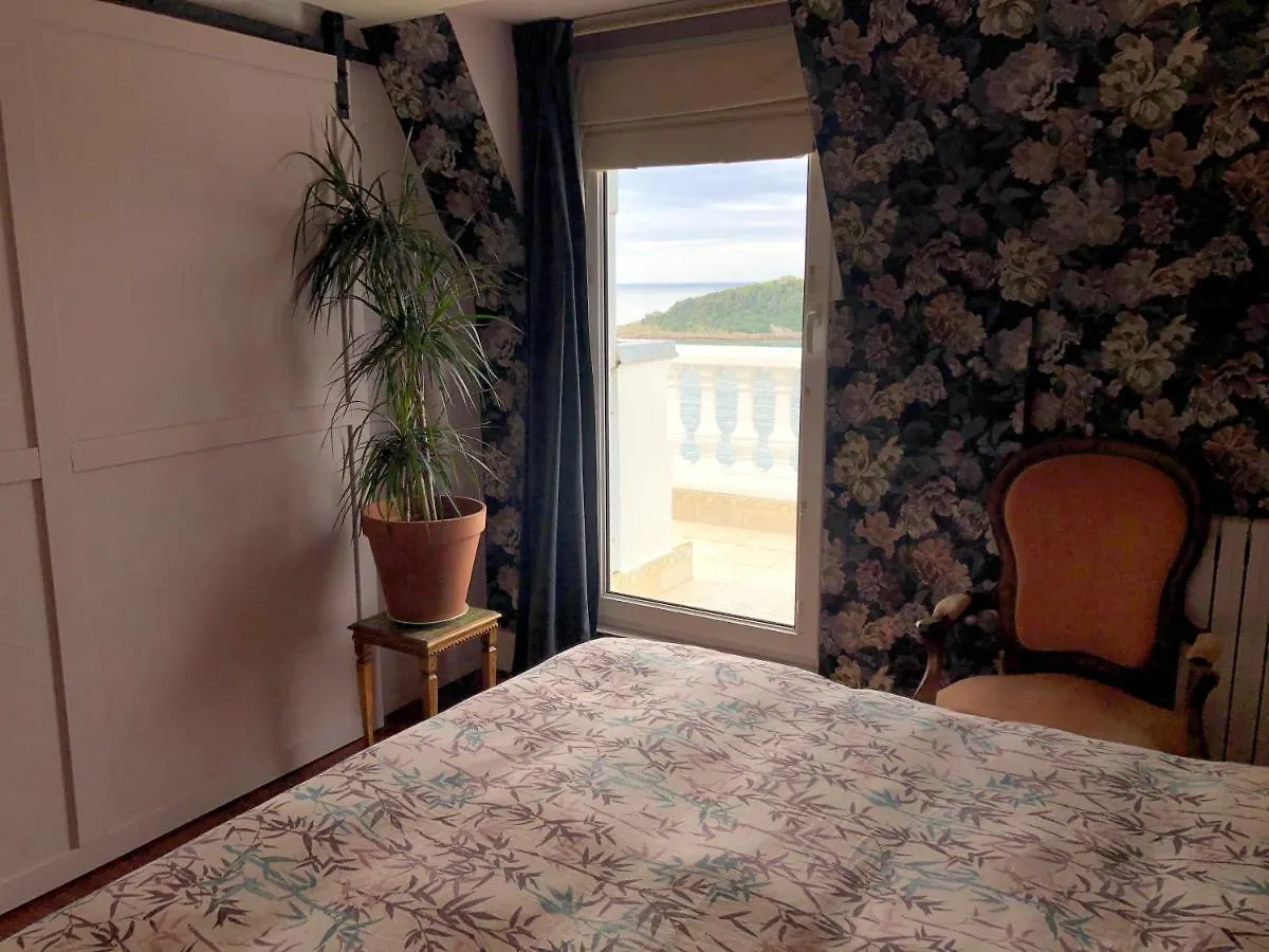 Far Out Collective Apartment San Sebastian Spain